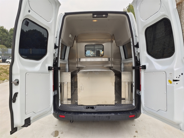 福特V362殯儀車